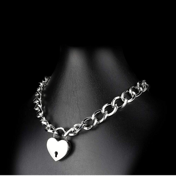 Beautiful new stainless steel padlock & Keys heart necklace Valentine's Day - Picture 2 of 5